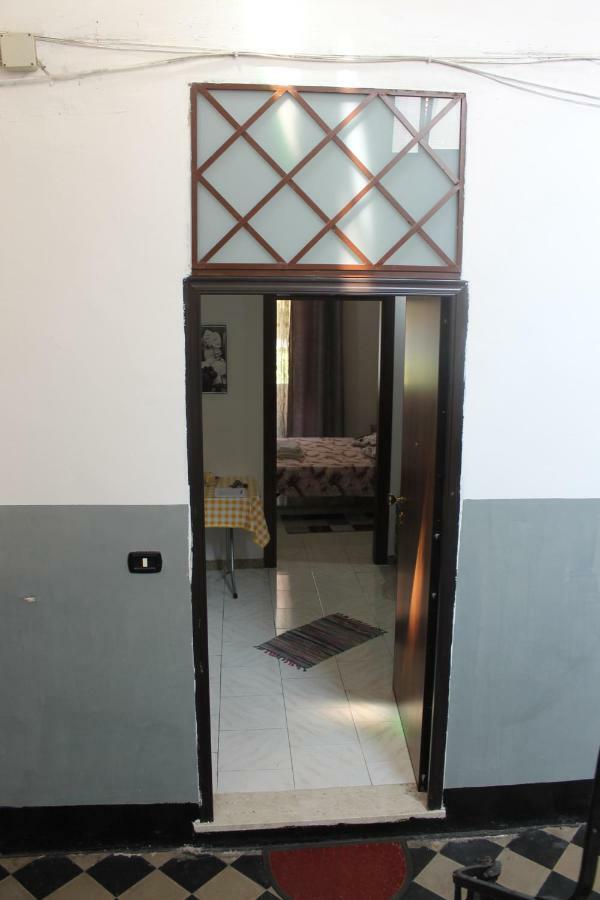 קטאניה Gisira Appartment מראה חיצוני תמונה