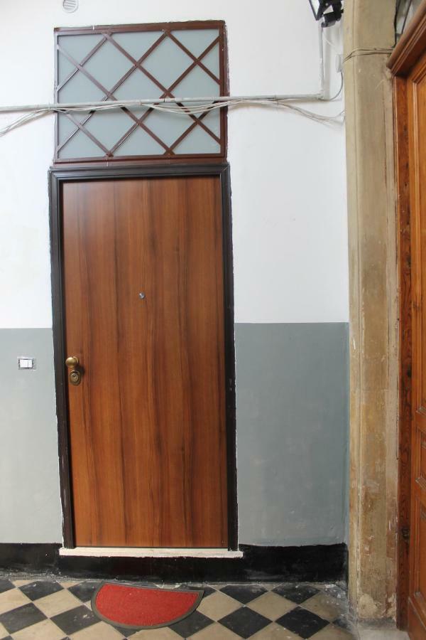 קטאניה Gisira Appartment מראה חיצוני תמונה